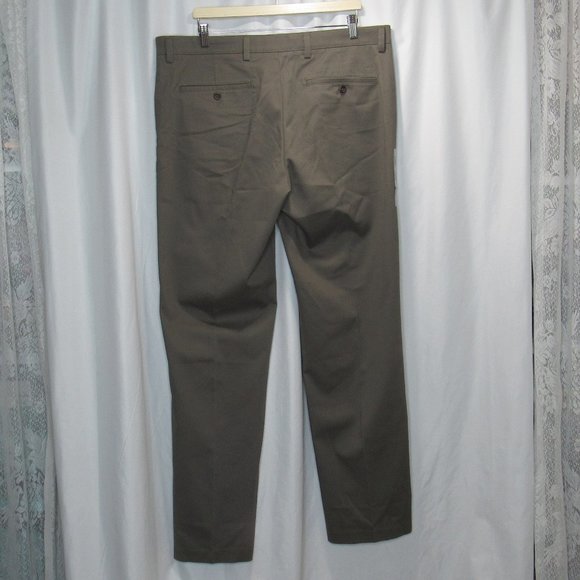 Dockers Men's Straight Fit Comfort Flat-Front Chino Pant Size 38X34 - Picture 3 of 15